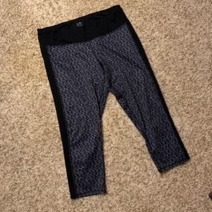 Champion hounds tooth print leggings